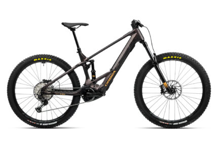 VTT Électrique Tout-Suspendu Orbea Wild M20 Shimano Deore/XT 12V 750 Wh 29'' Gris Cosmic Carbon View 2023