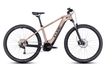 VTT Électrique Semi-Rigide Cube Reaction Hybrid Performance 500 Shimano Alivio 9V 500 Wh 29'' Marron Metallic 2023